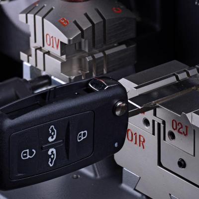 Duplicazione chiavi e telecomandi per auto